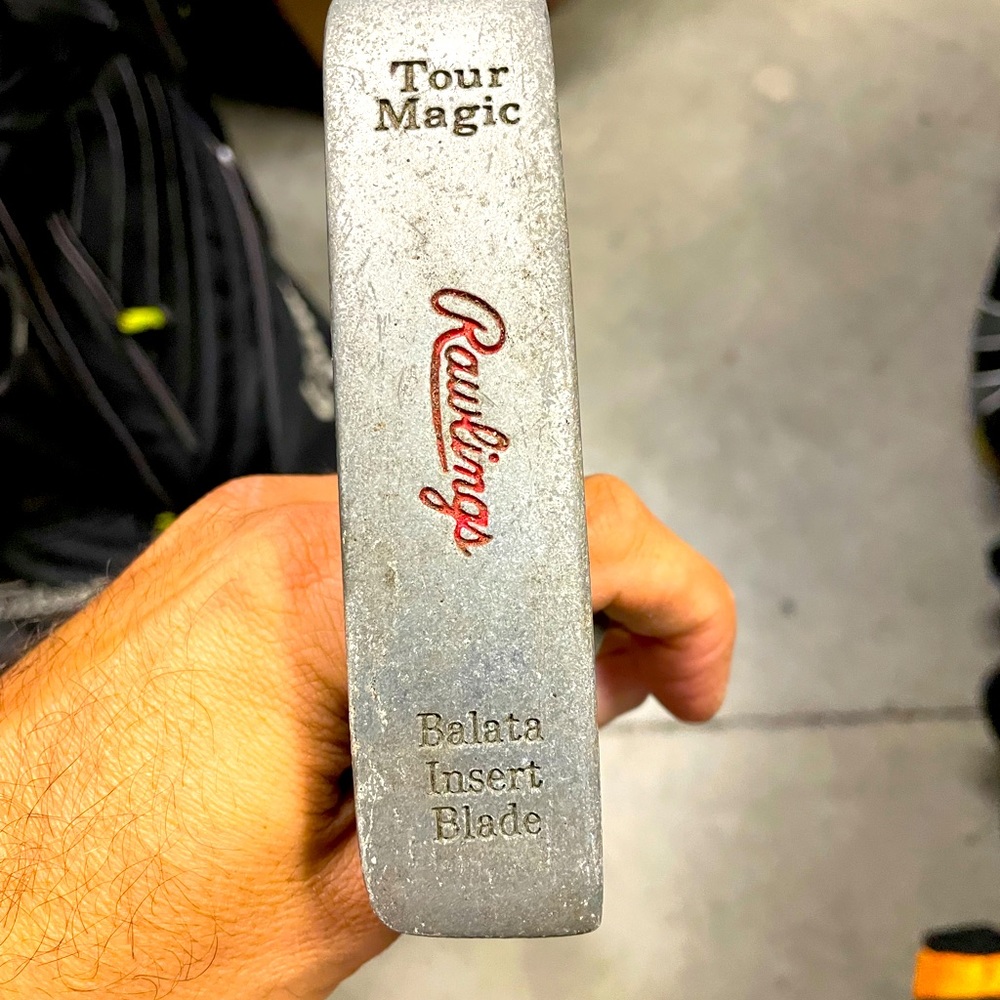 Golf putter Rawlings tour magic in right